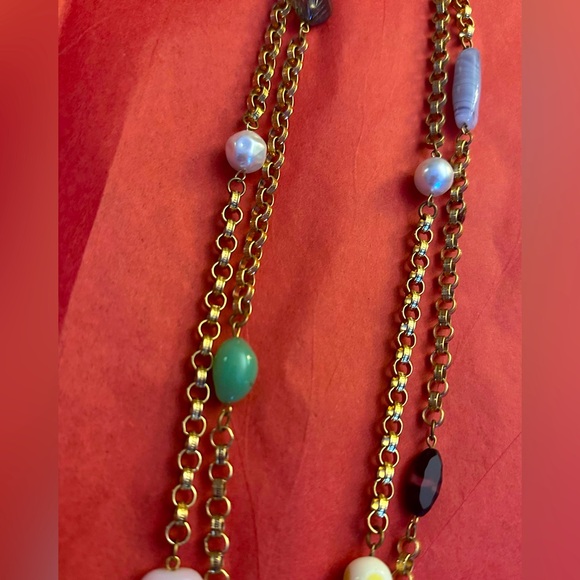 Long, gold tone necklace - Picture 3 of 4